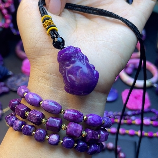 非金属貔貅吊坠紫