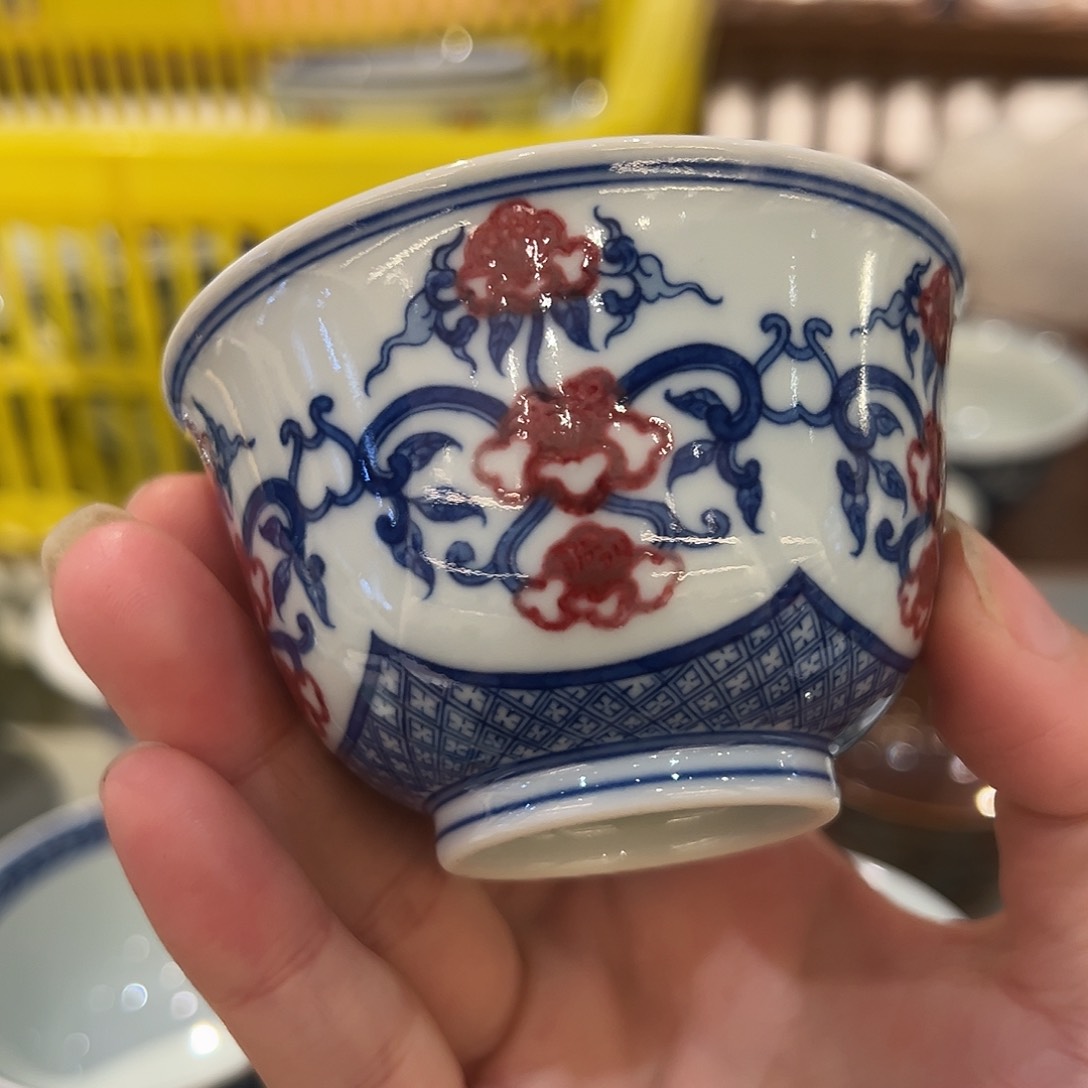 微瑕臻玉古坊釉里红杯杯杯