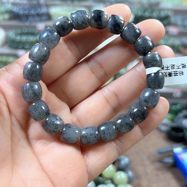 和田玉手链未镶嵌新疆青花直切卡10