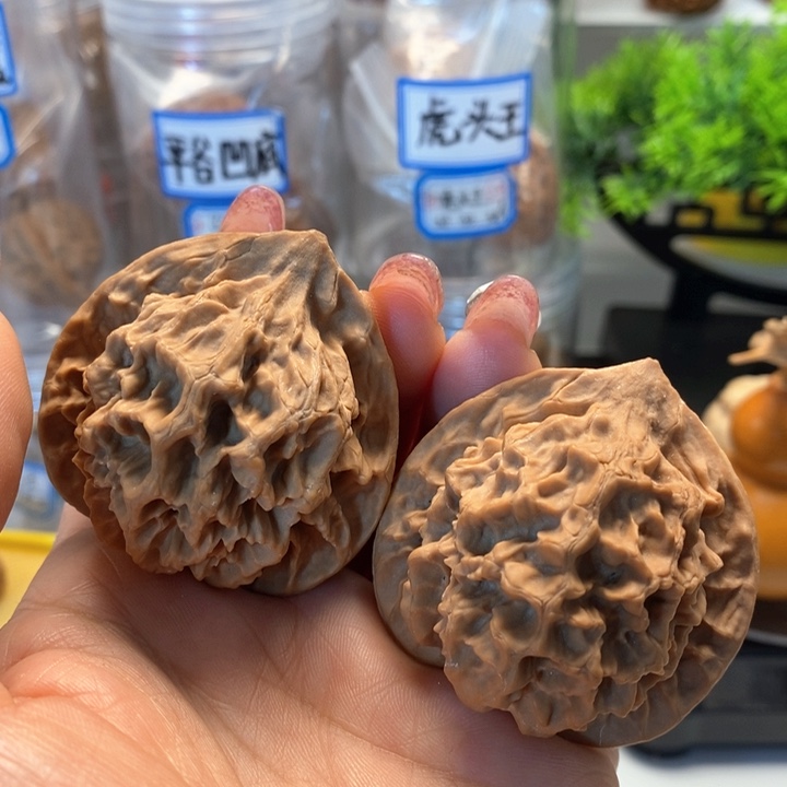 文玩核桃把件帝王