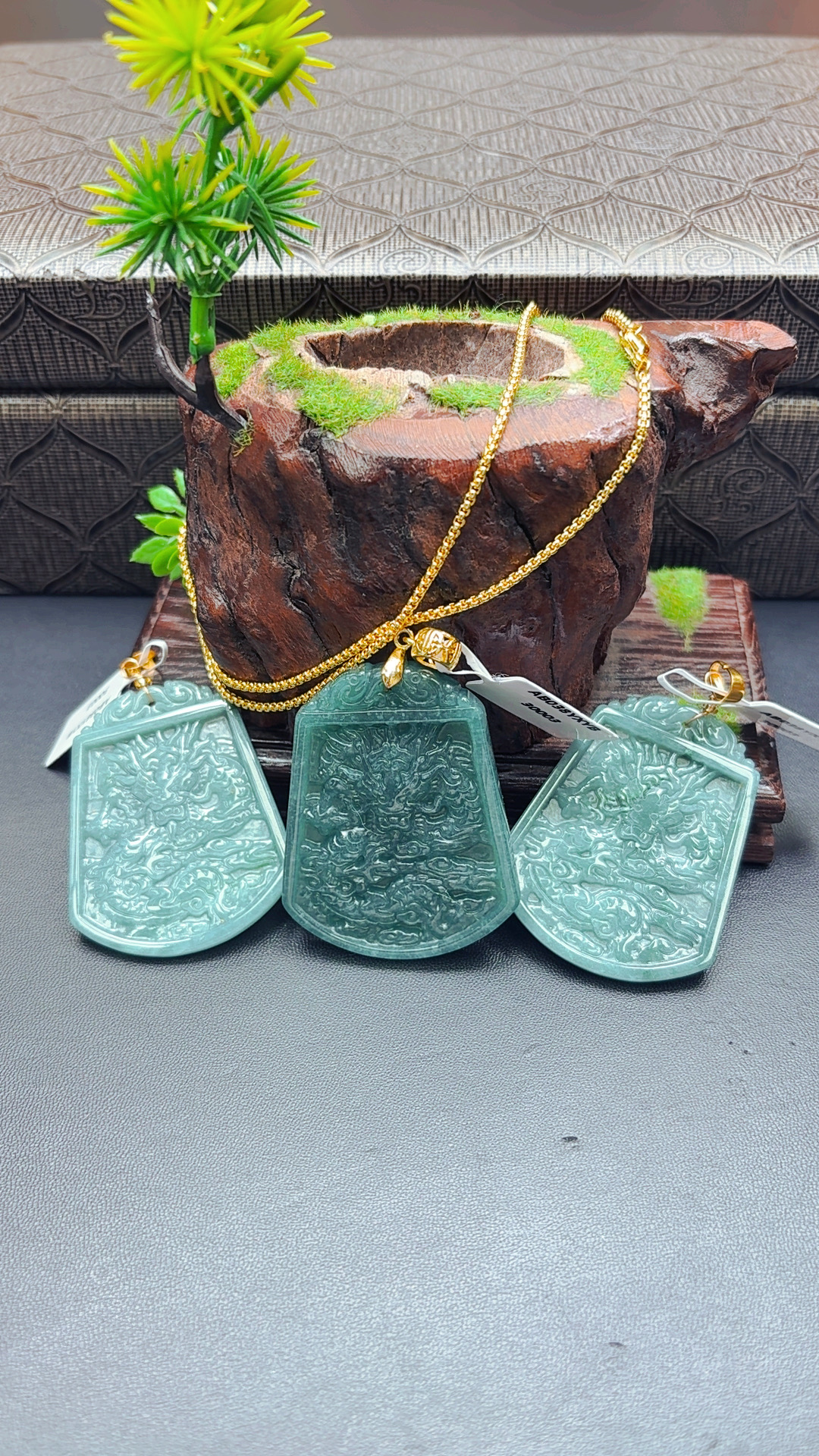 翡翠A货精品龙牌配链子GS-30003 多样性发其一