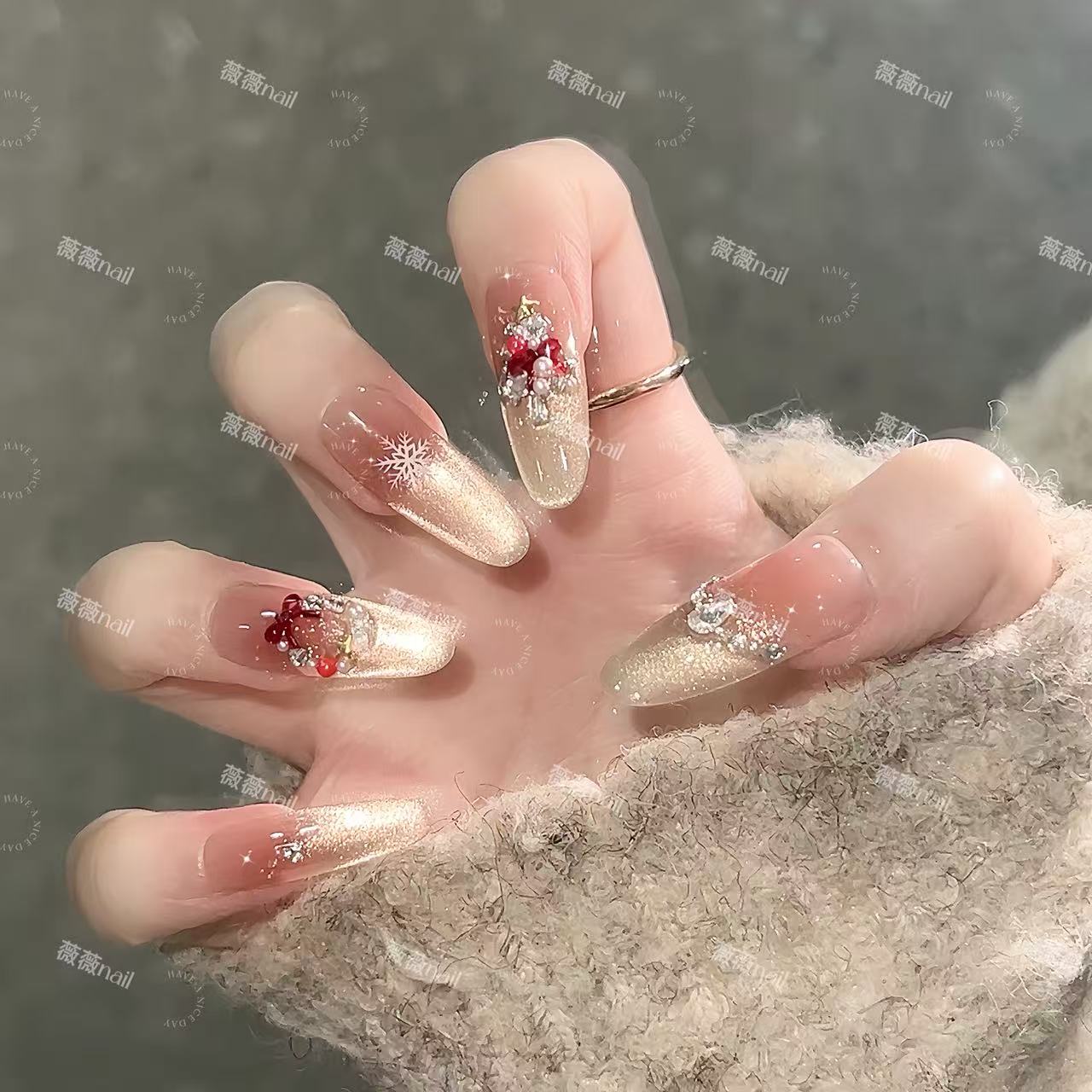 【圣诞结】高级纯欲气质显白手工穿戴甲腮红猫眼法式美甲
