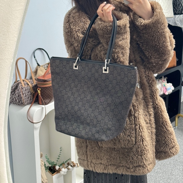 95新 GUCCI/古驰 K296黑花托特单肩包男士牛仔短款时尚休闲