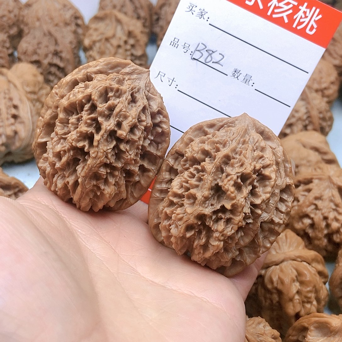 文玩核桃吊坠82号平谷大花44尺