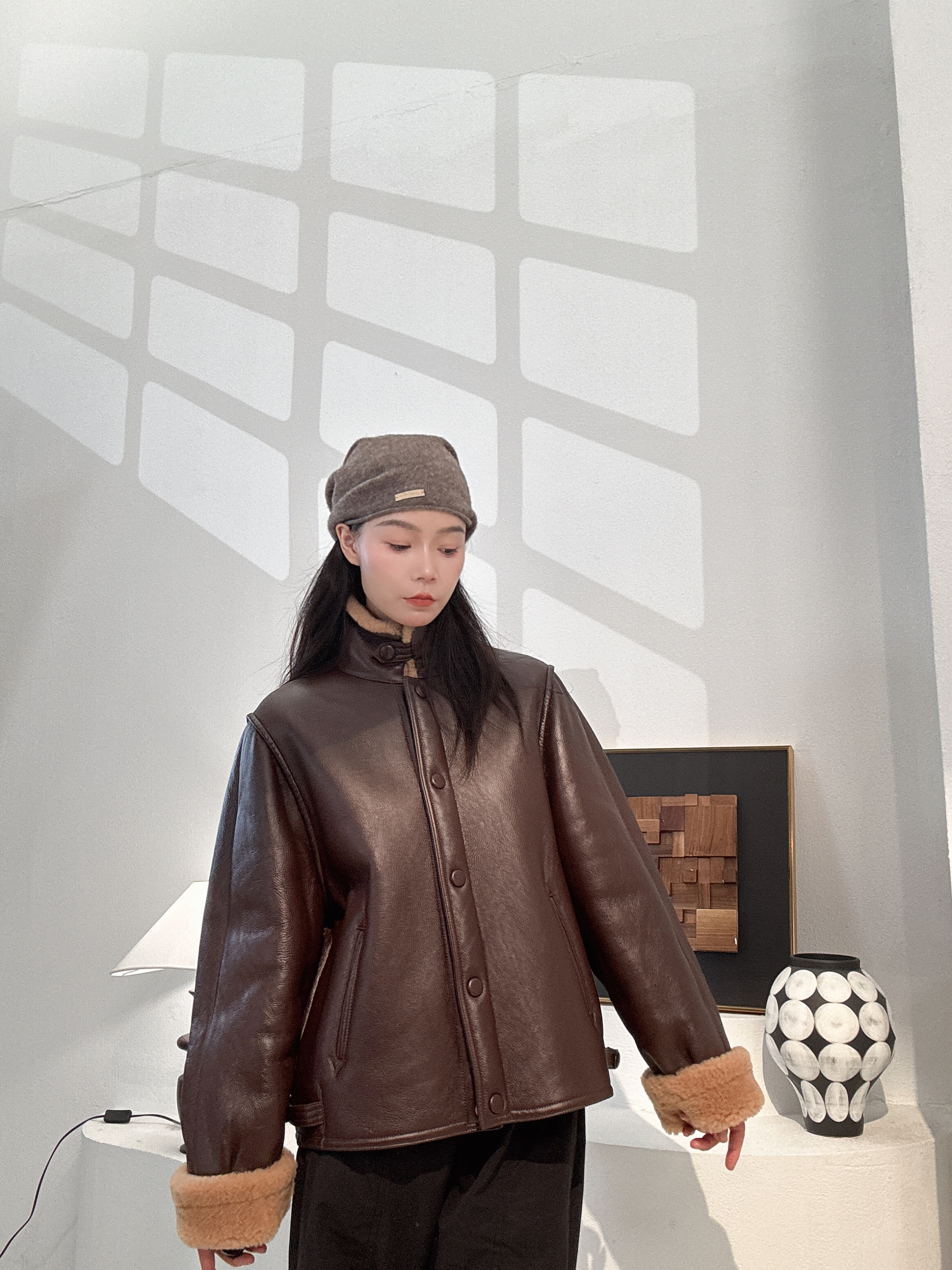 ZIKUO/紫阔2025秋冬立领暗扣设计原生态皮毛一体皮草外套23442