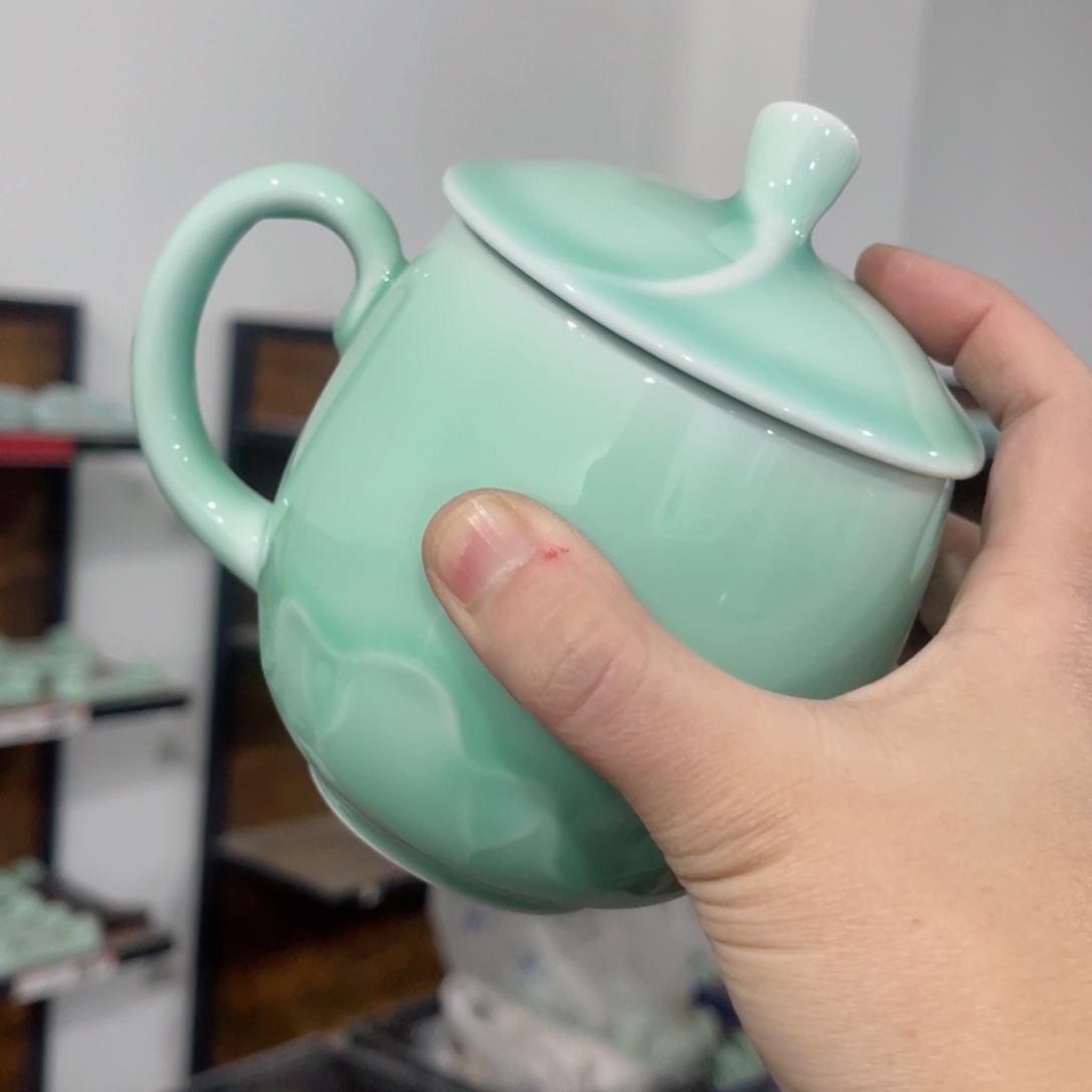 瓷片哈哈哈哈哈哈哈哈哈