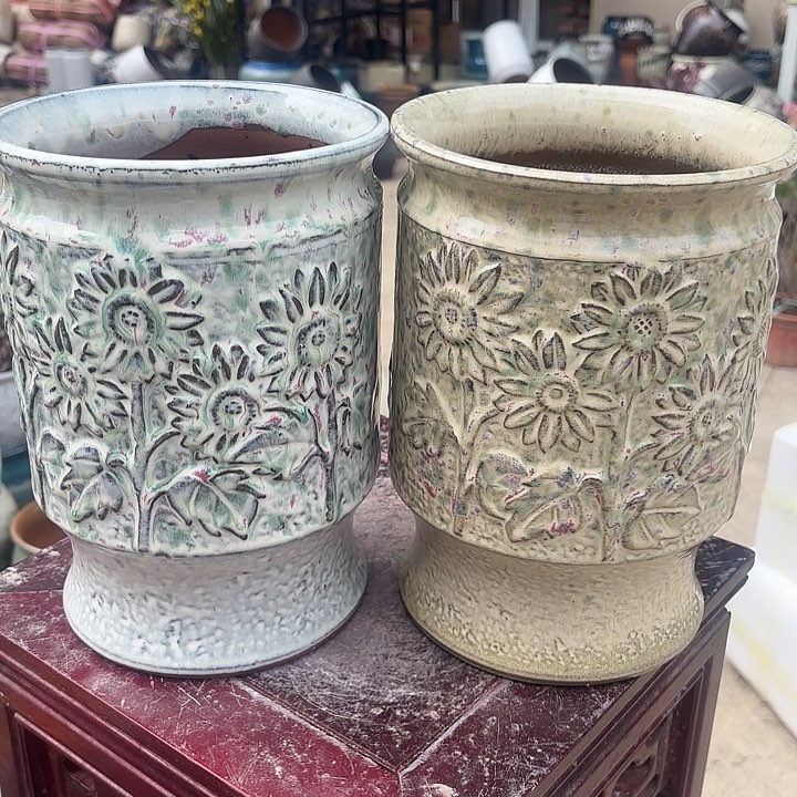 红陶太阳花两个口径17高度24