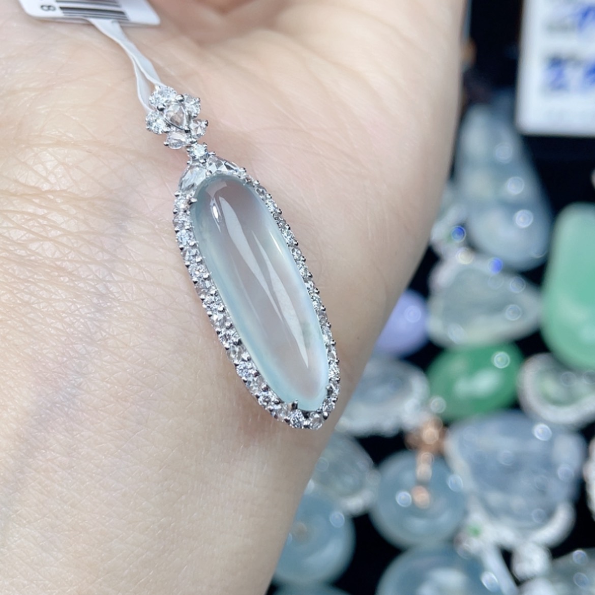 【闪购商品】翡翠颈饰18K金镶嵌翡翠