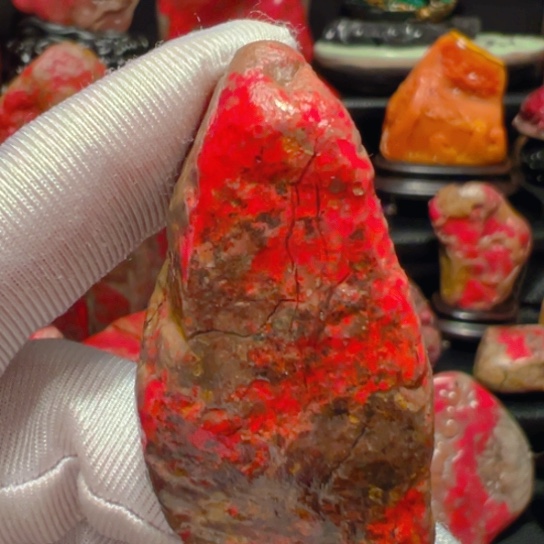 昌化鸡血石原石手把