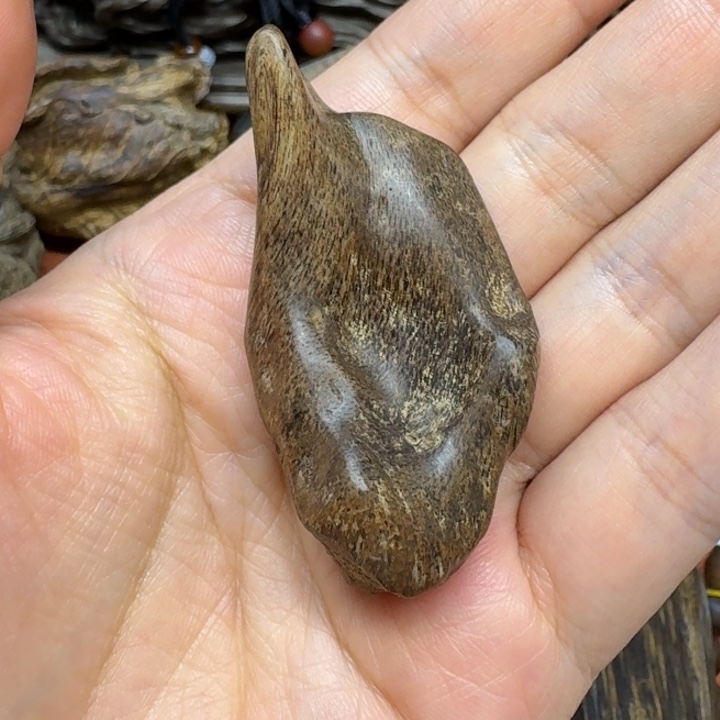 沉香吊坠馨安居沉香定制款