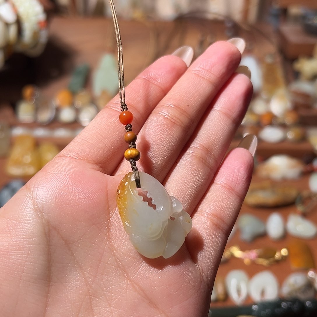 和田玉颈饰未镶嵌