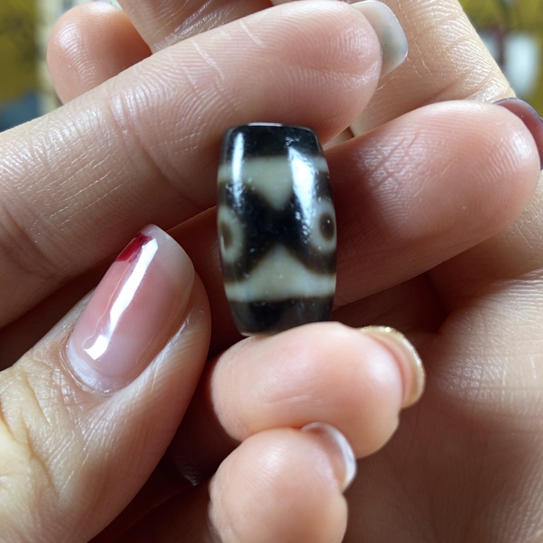 玛瑙/玉髓三眼未镶嵌