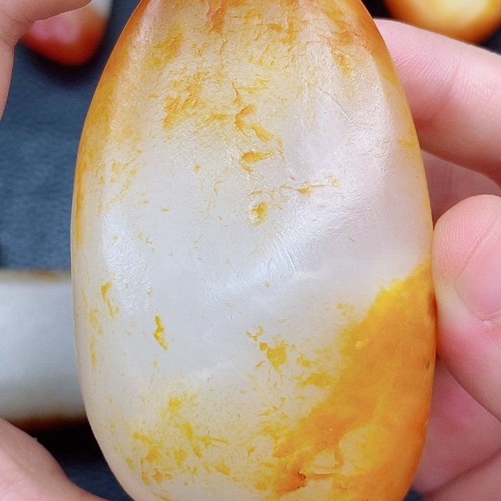 和田玉未镶嵌珠宝半成品