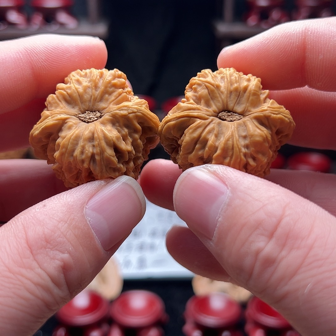 我***行吊坠文玩核桃物美价廉