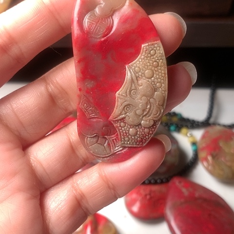 昌化石昌化鸡血石挂件