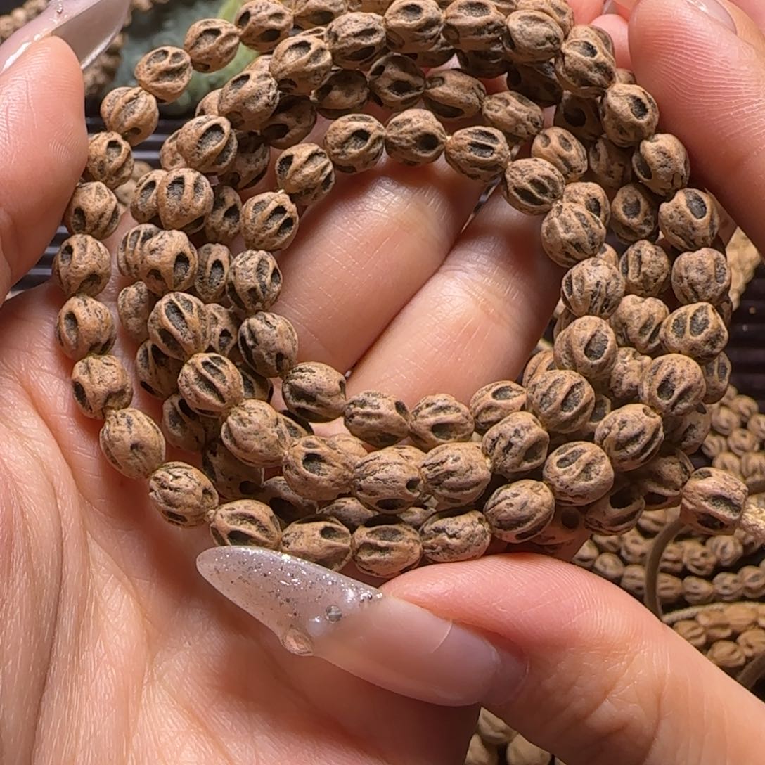 蓝***漫柏香籽/百香籽吊坠