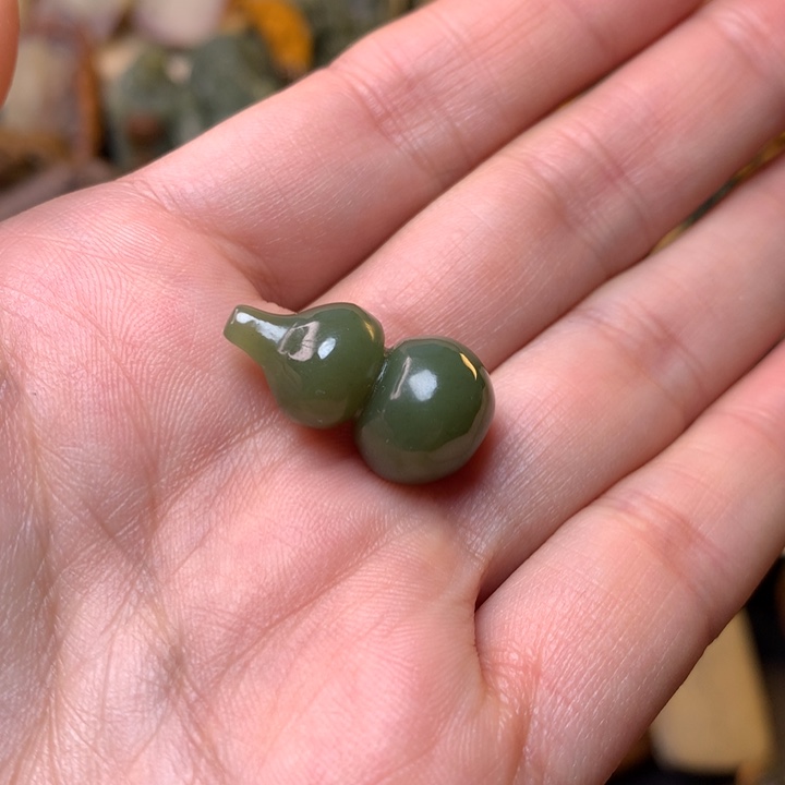 岫岩老玉（透闪石质玉）手链未镶嵌