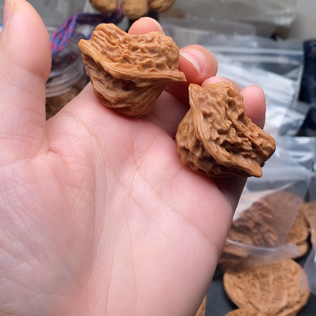 ****L文玩核桃吊坠小鸟