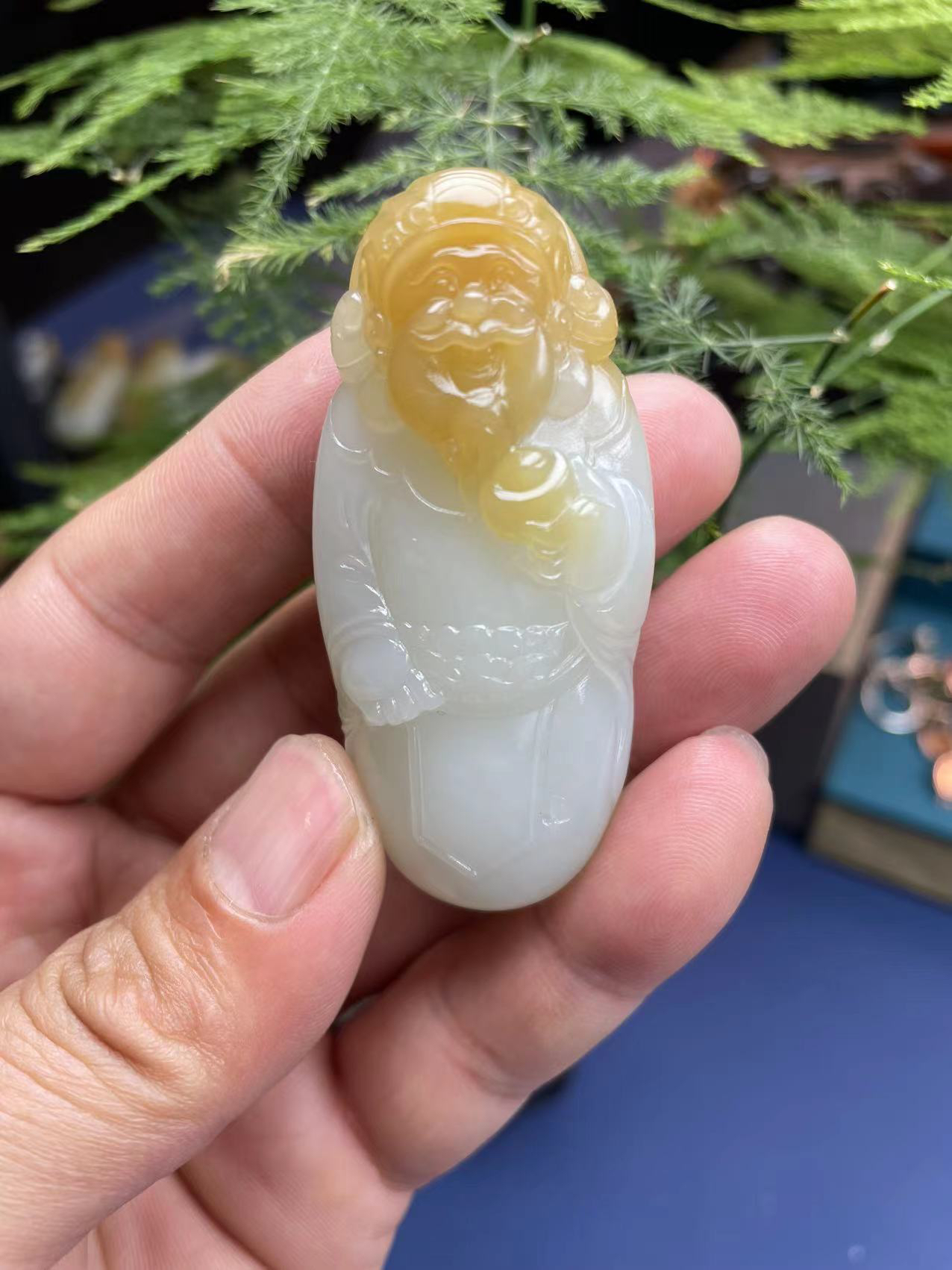 新疆和田玉且末糖白财神