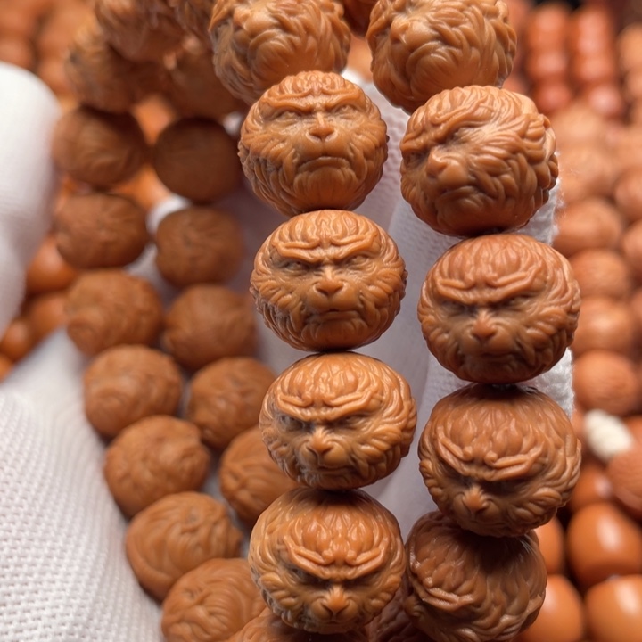 猴头核桃吊坠李*红斗战胜佛