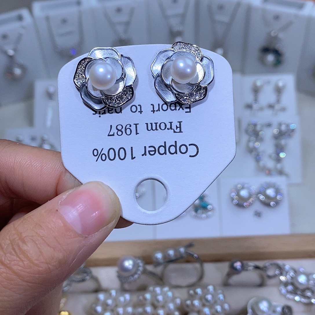 未镶嵌淡水珍珠耳饰