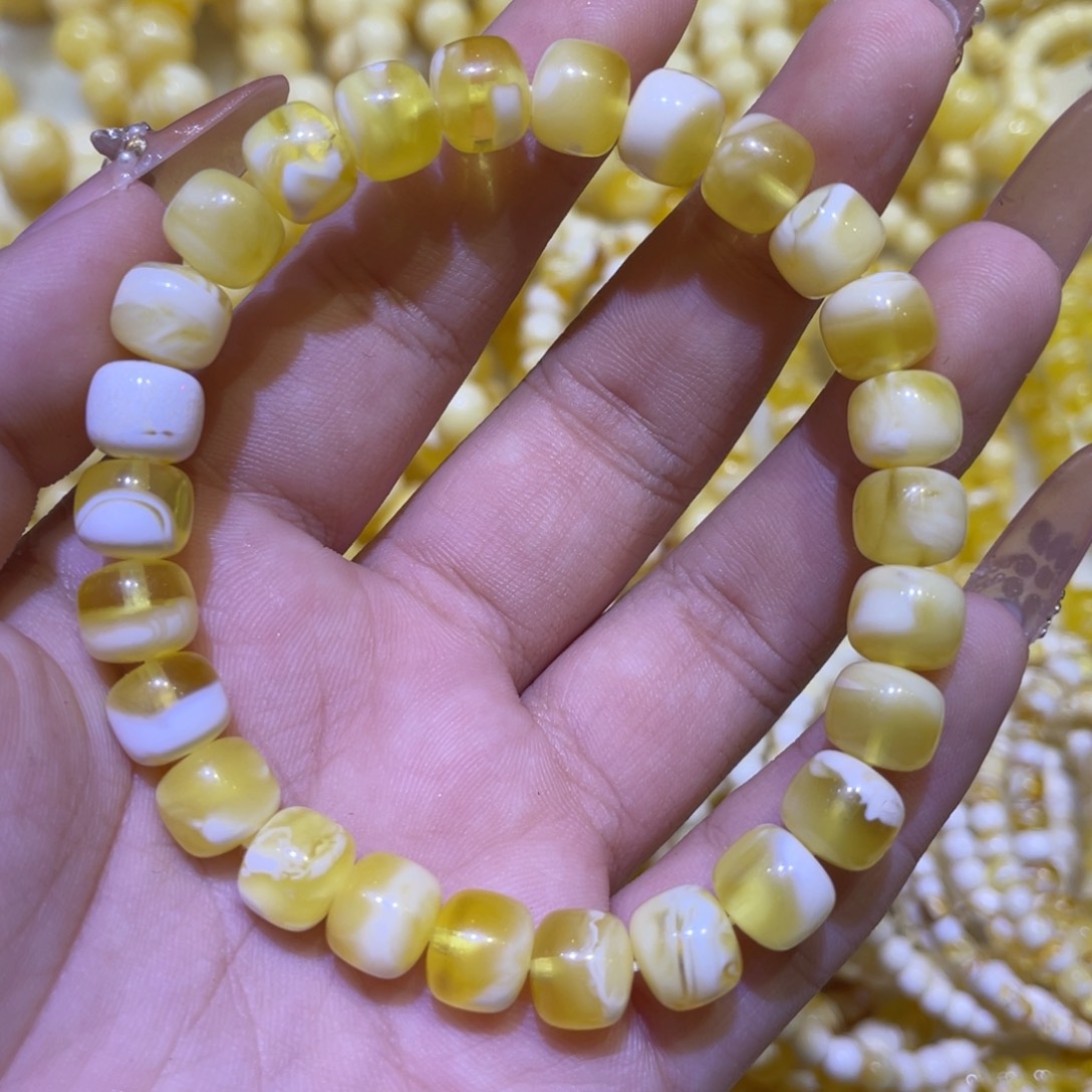 手绳琥珀未镶嵌8.8m