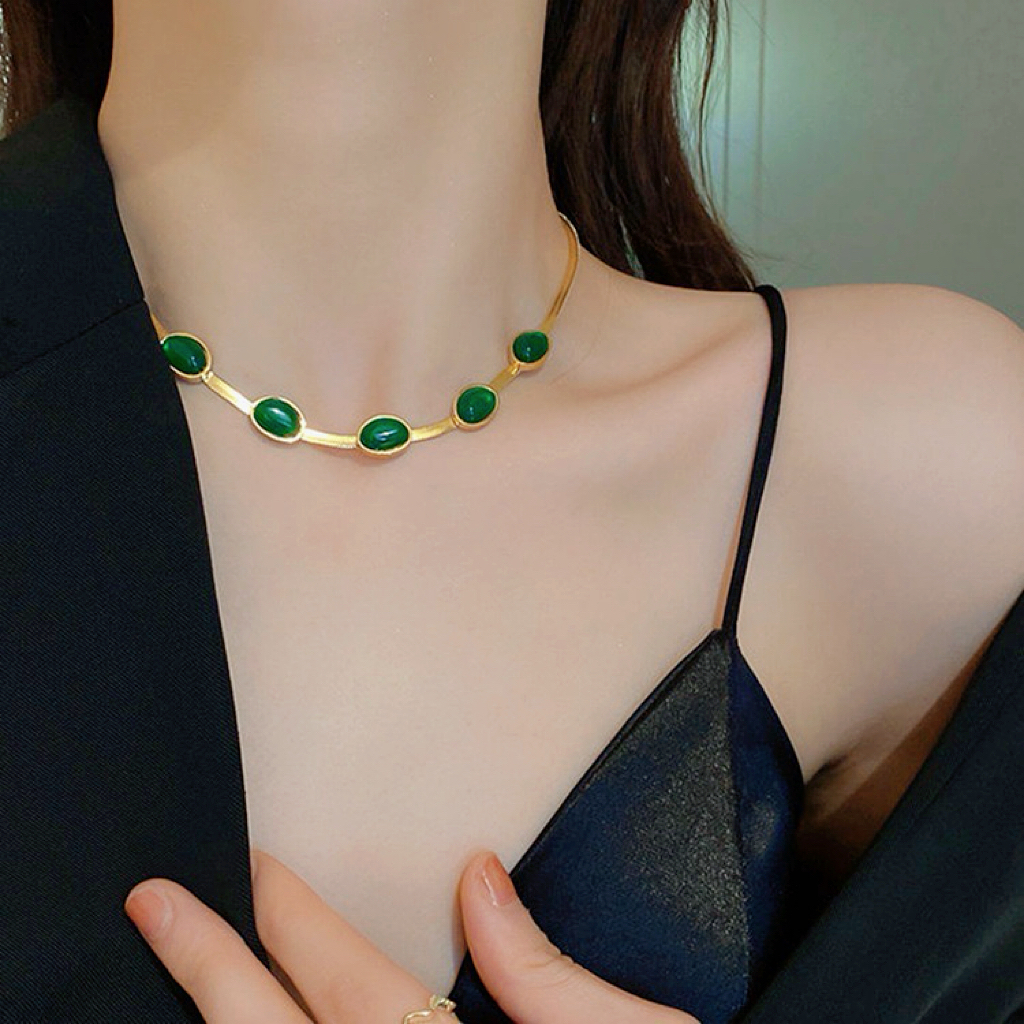 钛钢项链 复古轻奢高级绿色设计感气质百搭小众个性水滴蛇骨链