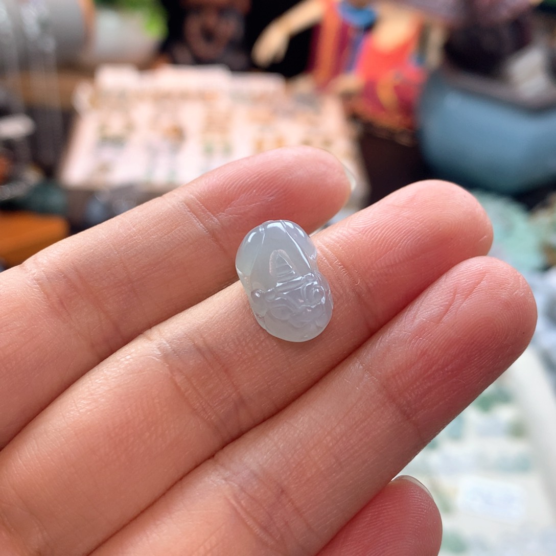 颈饰未镶嵌翡翠哆**梦