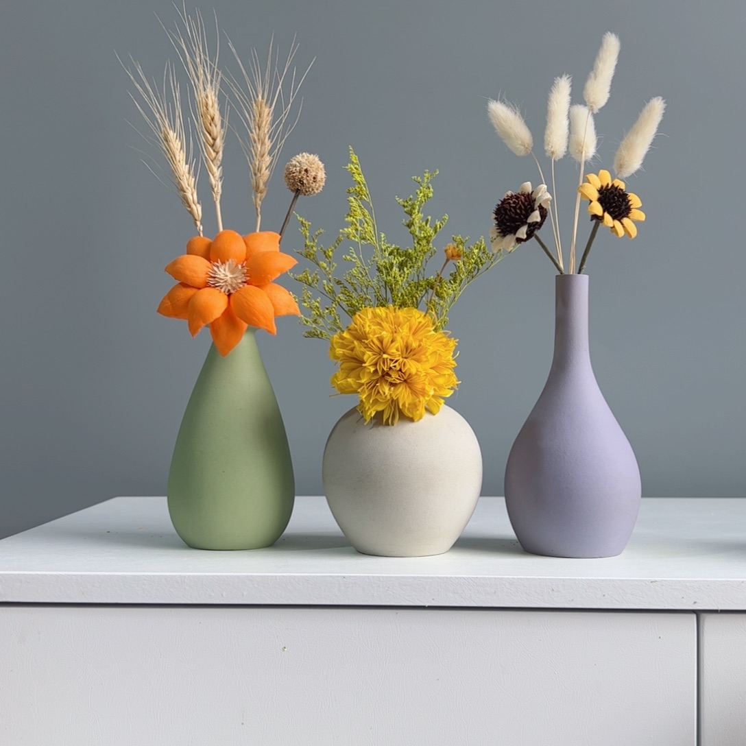 摆件陶瓷小花瓶摆件含花总高约20-30cm