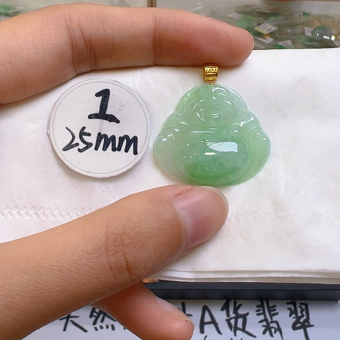 翡翠颈饰18K金镶嵌翡翠