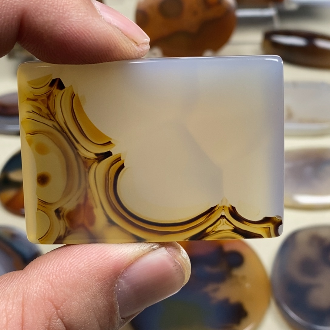 玛瑙/玉髓颈饰未镶嵌