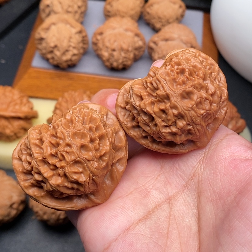 【闪购商品】文玩核桃把件宫灯全品45