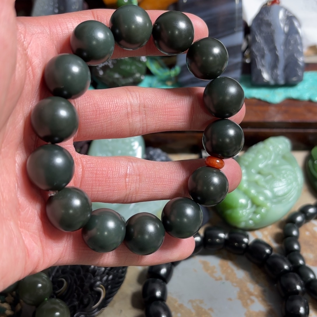 和田玉挂件未镶嵌?*彩