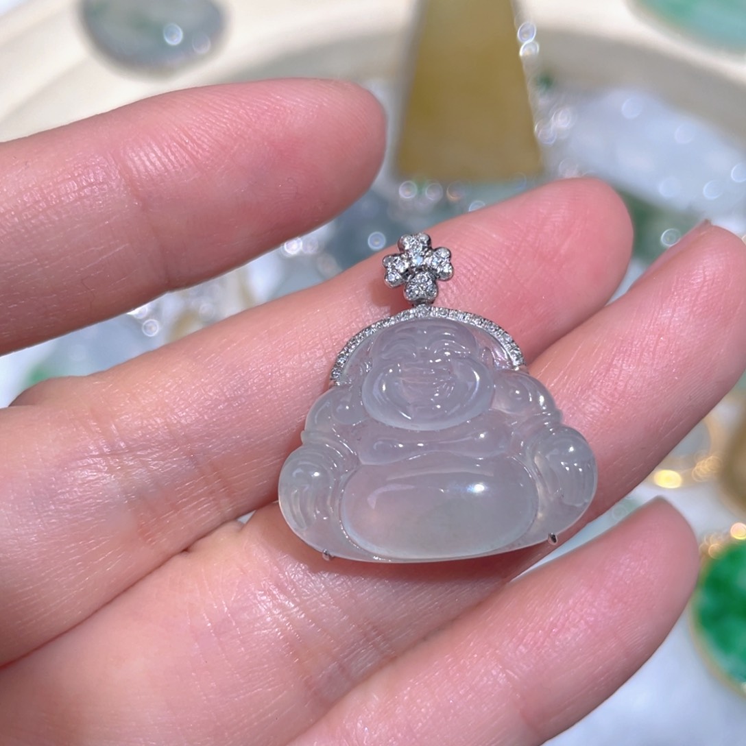 翡翠颈饰18K金镶嵌翡翠