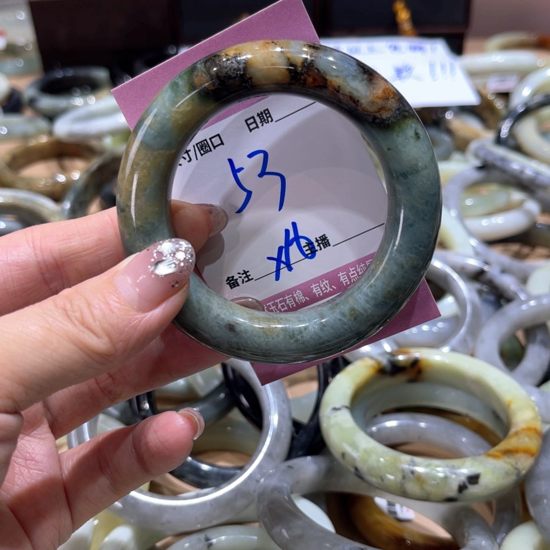 岫玉未镶嵌手镯手镯