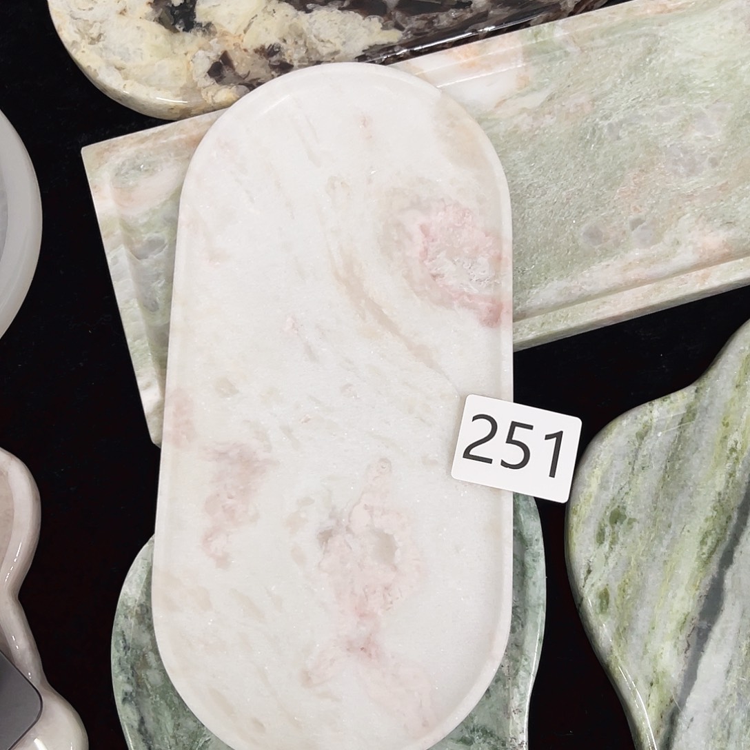 251号彩虹玫瑰小赛道