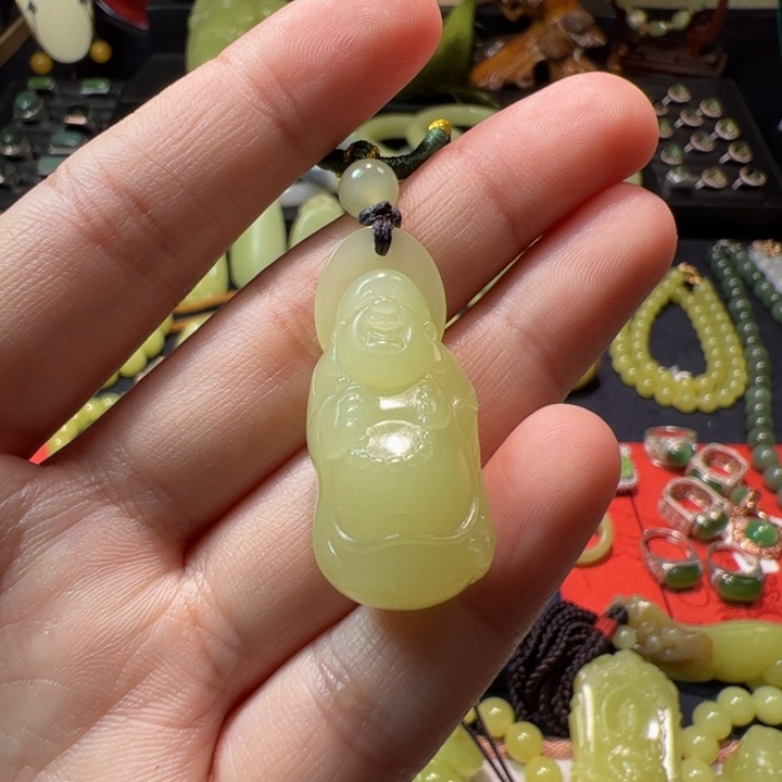 和田玉（黄玉）颈饰未镶嵌