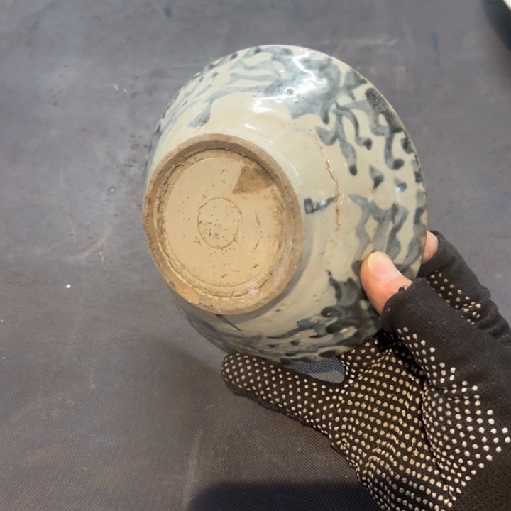 勇***心瓷片拾六家的瓷器瓷器