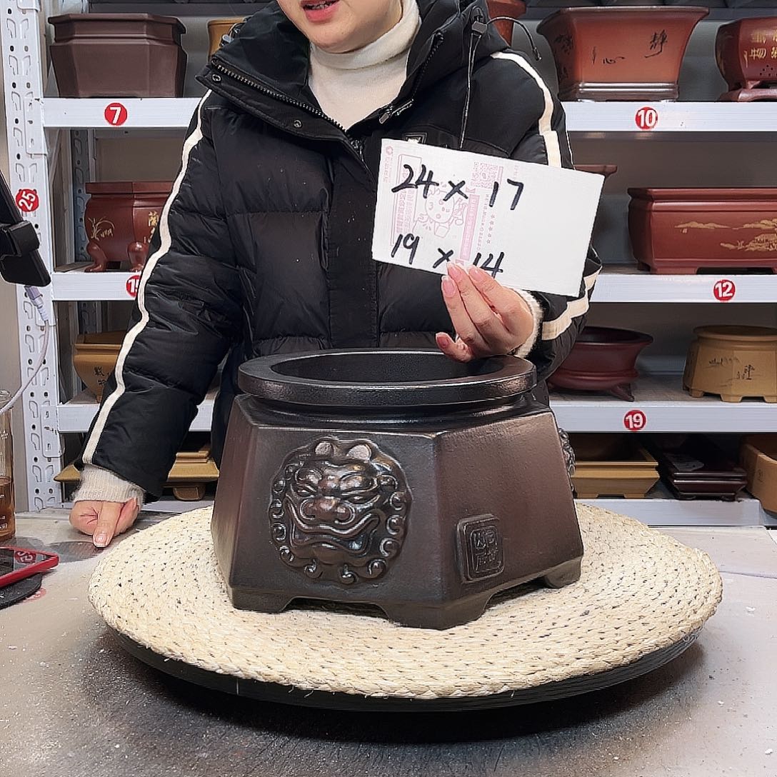 紫砂花盆紫砂花盆