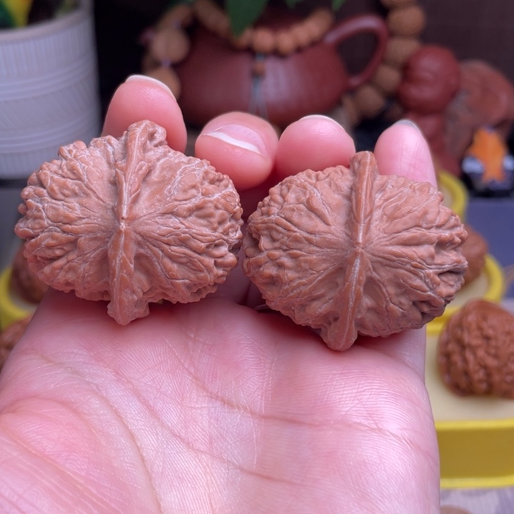 文玩核桃把件金锭元宝42