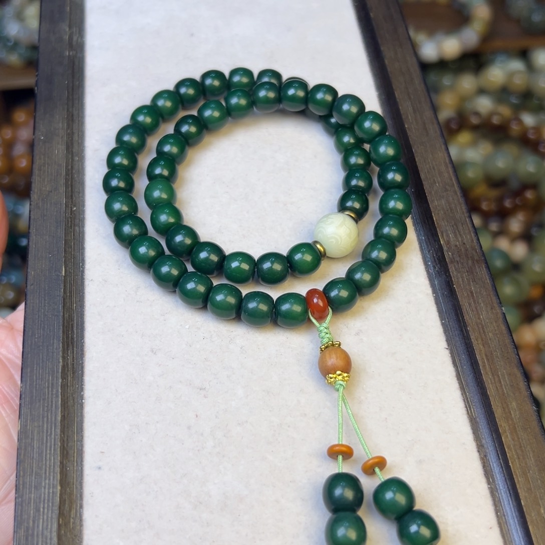 ****‍木娘娘绿直切鼓珠卡8.8