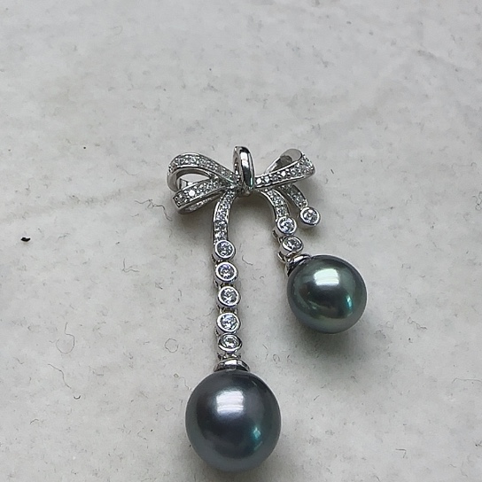 乌***竖吊坠(不含链)海水珍珠银S925镶嵌