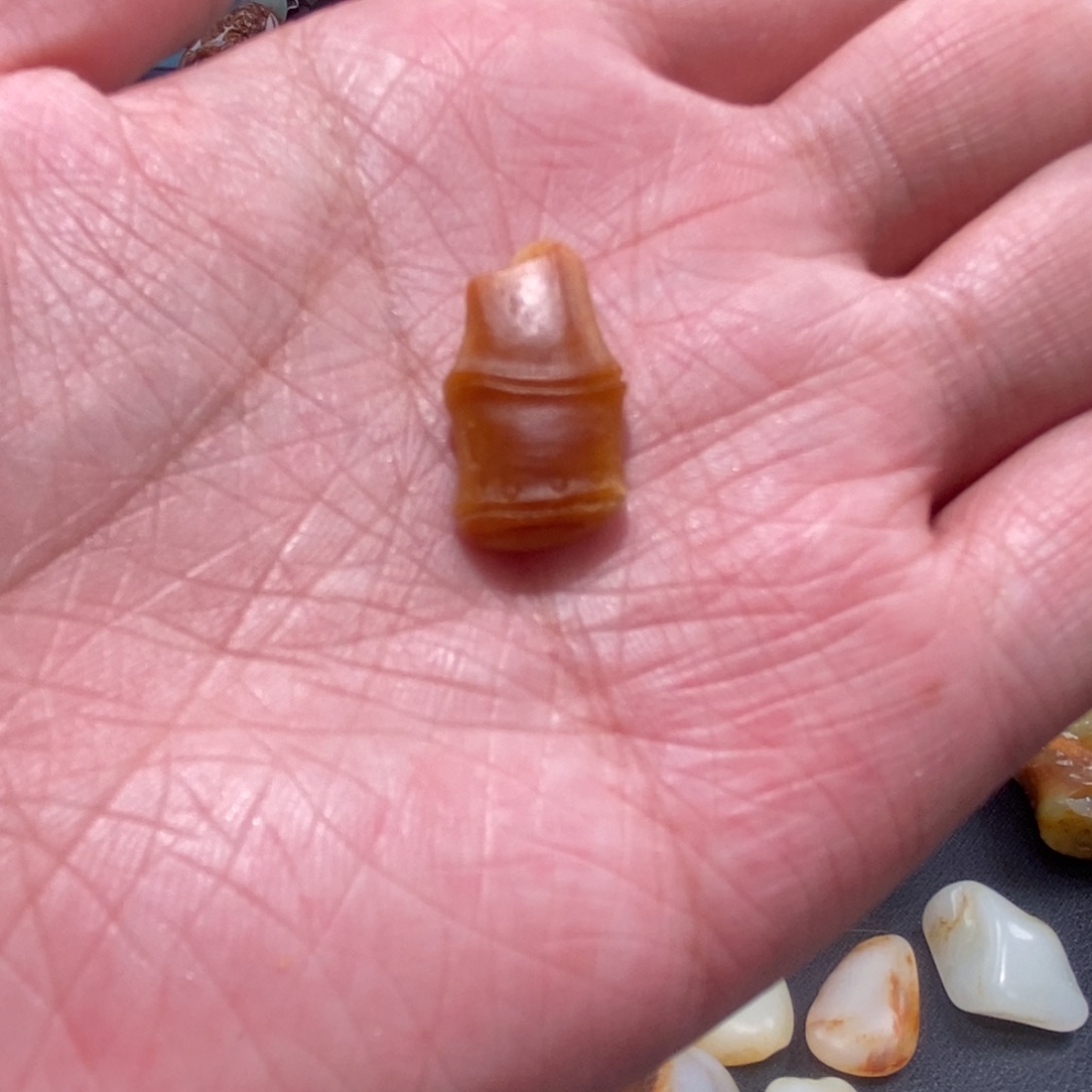 定制和田玉挂件未镶嵌