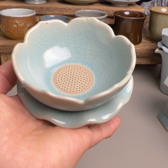 微瑕仿古莲花茶漏不带礼盒