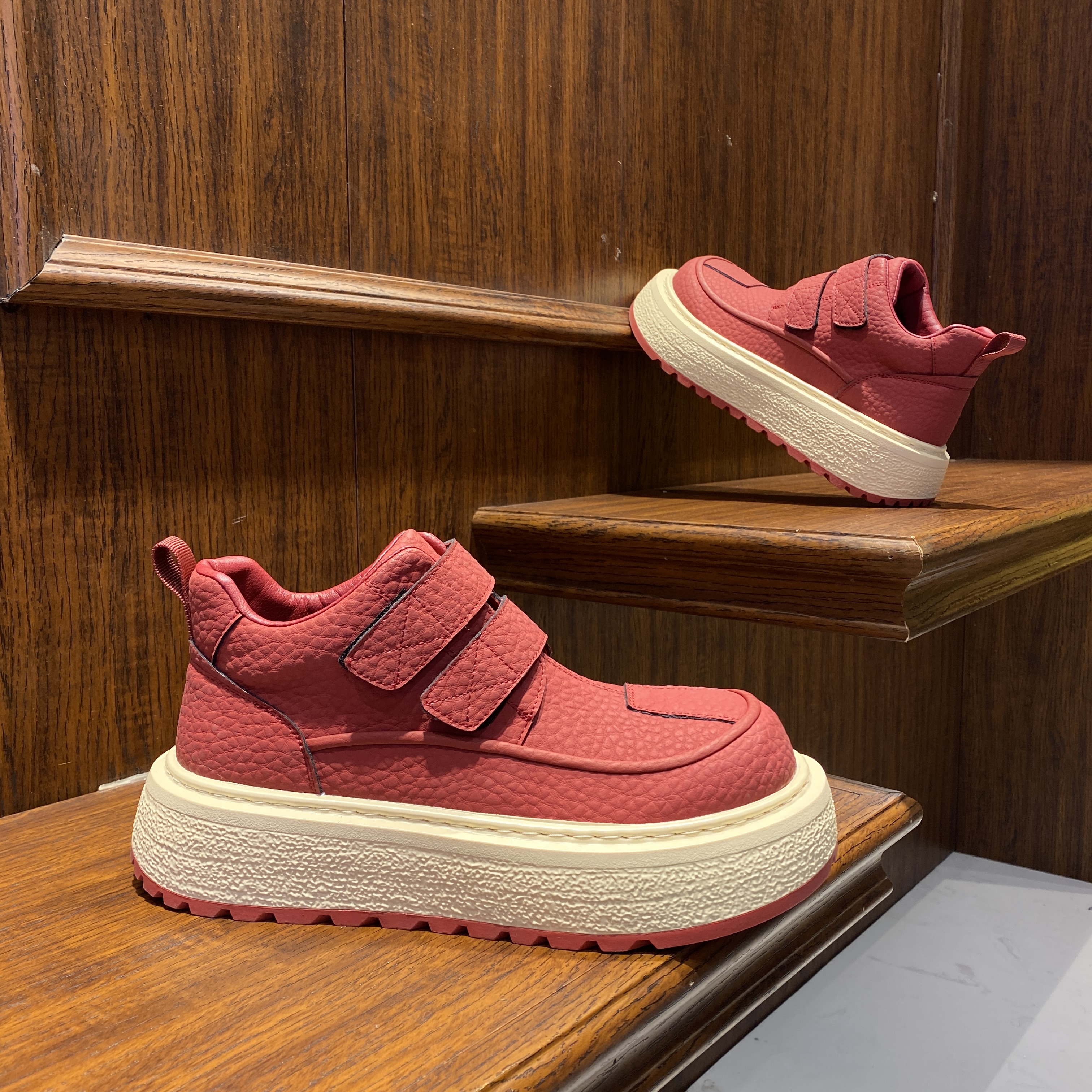 冬季男士魔术贴一脚蹬厚底马丁靴2025新款百搭舒适软底增高休闲鞋