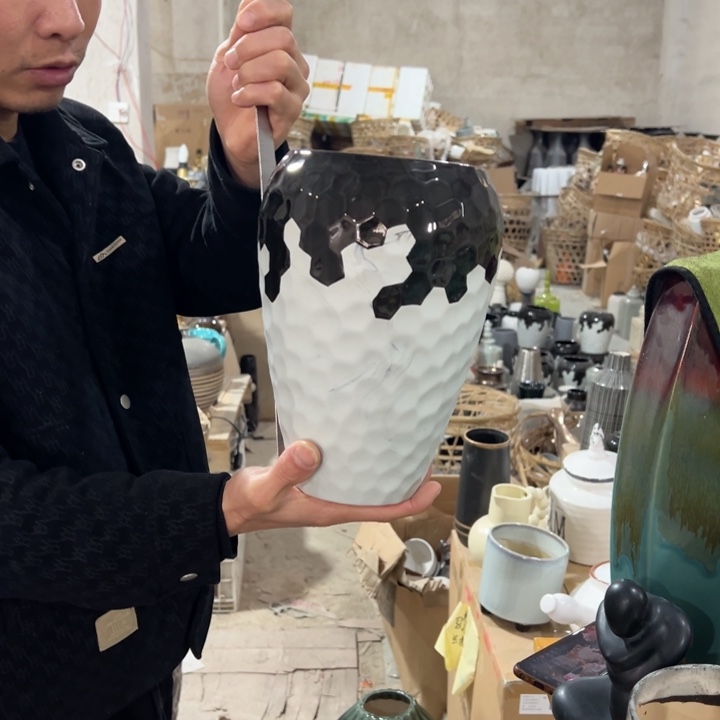 瓶高度26厘米口径13厘米微瑕捡漏