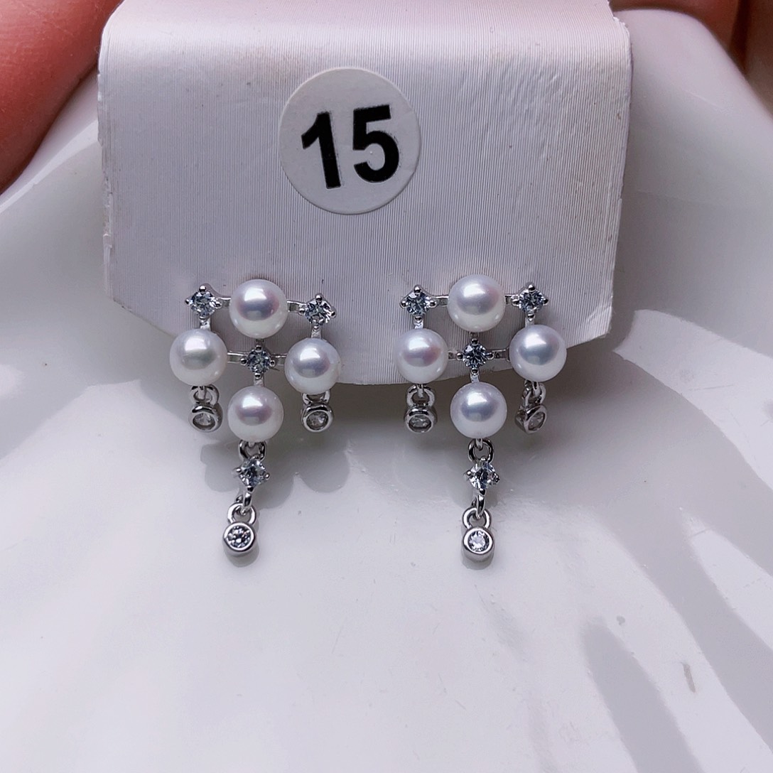 淡水珍珠耳饰未镶嵌