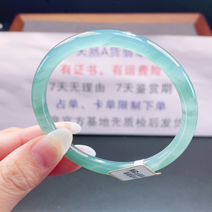 翡翠未镶嵌手镯翡翠手镯112