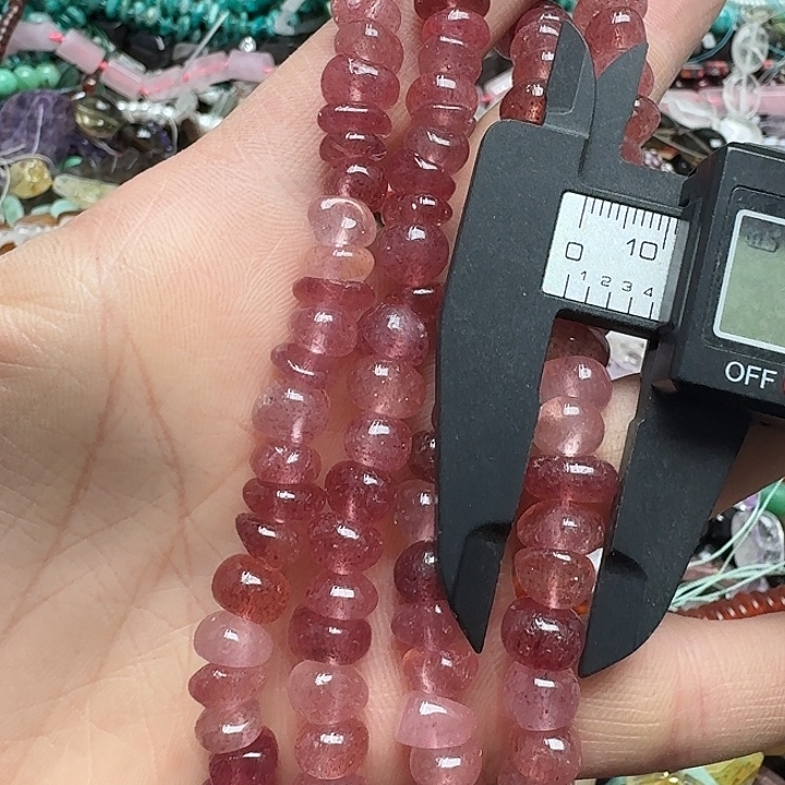 玛瑙/玉髓未镶嵌珠宝半成品一条9m草莓晶