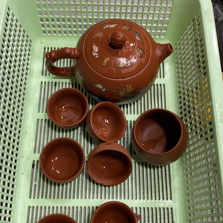 紫砂茶壶我也不知道